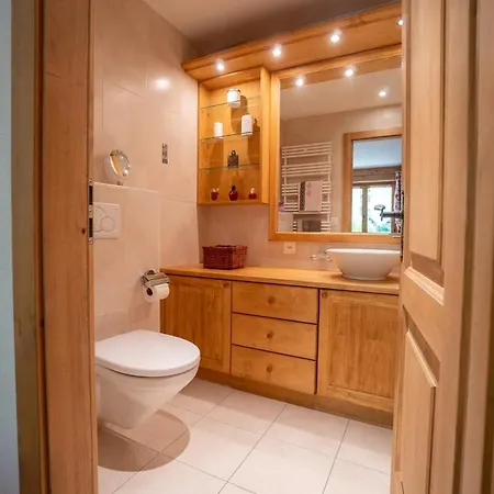Salomon 02 In - Bright, Spacious And Superb 4-room Apartment *