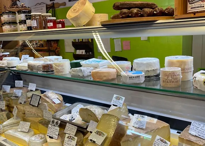 Salomon 02 In - Bright, Spacious And Superb 4-room Lägenhet *