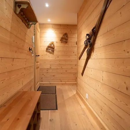 Salomon 02 In - Bright, Spacious And Superb 4-room Apartment *