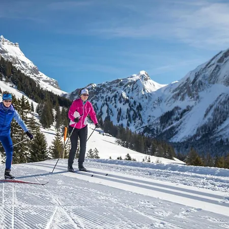 Salomon 02 In - Bright, Spacious And Superb 4-room Lejlighed *